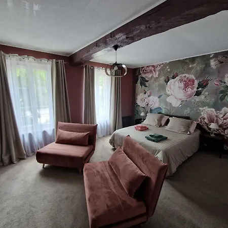 Escale Au Clos Martin De Juillers Et D'hotes Saint-Martin-de-Juillers