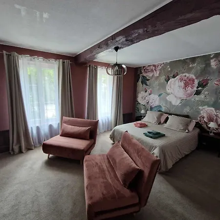 Escale Au Clos Martin De Juillers Et D'hotes Bed and Breakfast Saint-Martin-de-Juillers